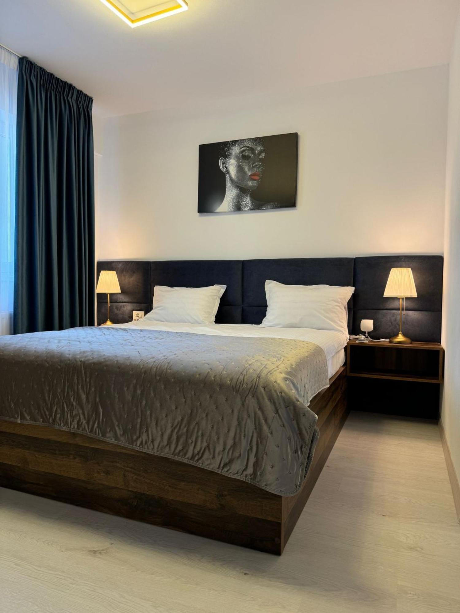 Palladium Apartament Brasov Bagian luar foto
